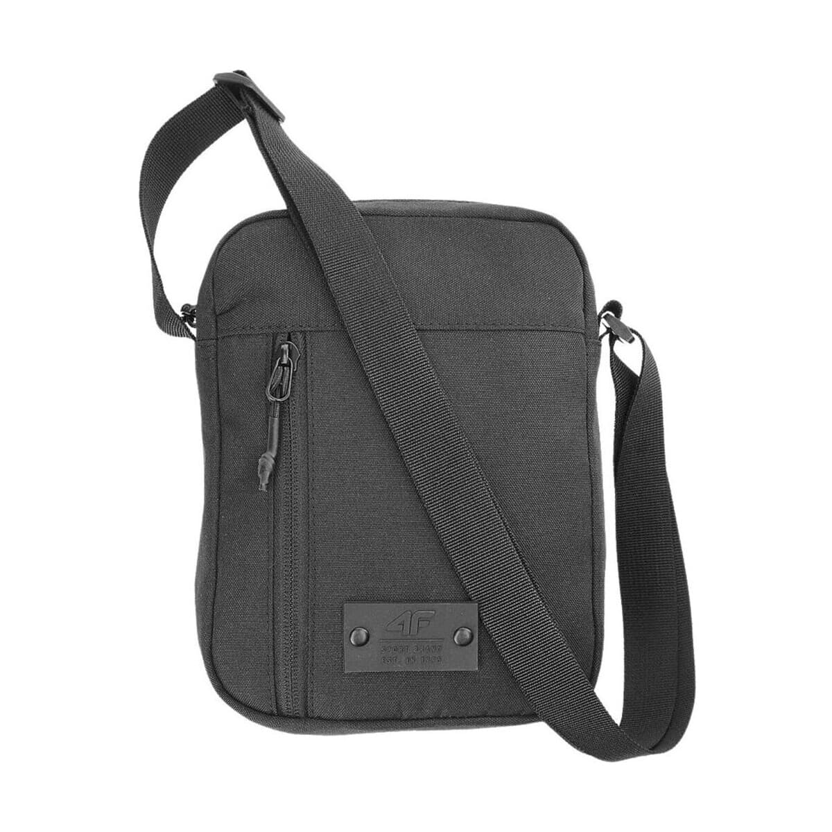 4F 4FWSS24APOUU059DEEPBLACK Černá