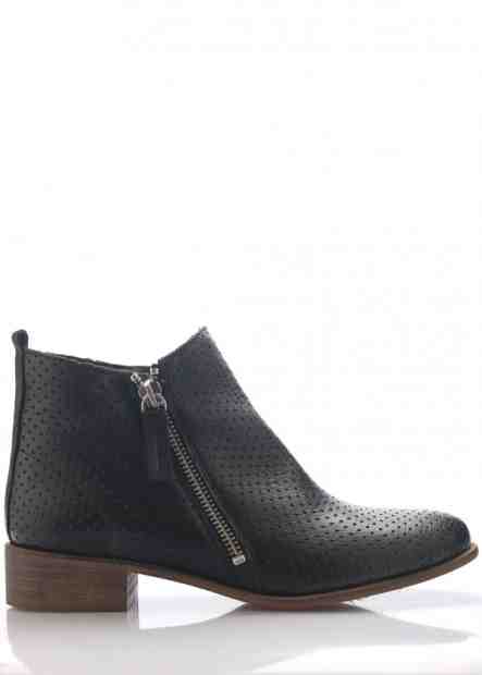Černé kožené boty se zipem Maria Jaén Velikost: 37