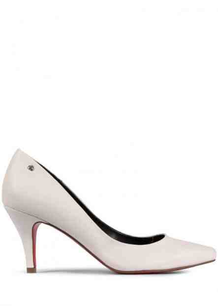 Bílé lodičky s nižším podpatkem MTNG Velikost: 38