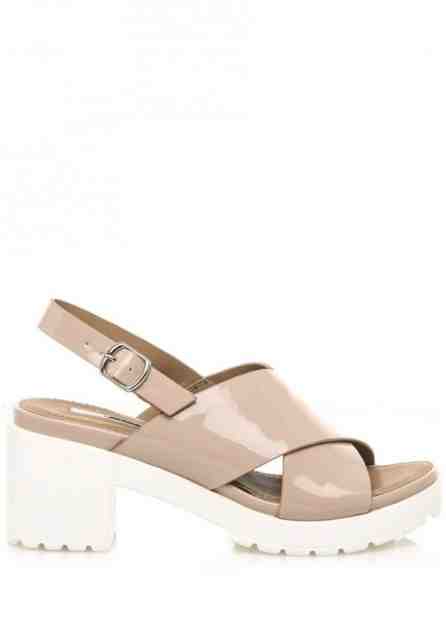 Tmavě růžové sandály na rozdělené platformě MTNG Velikost: 38