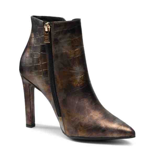 Maccioni 966.438.9325