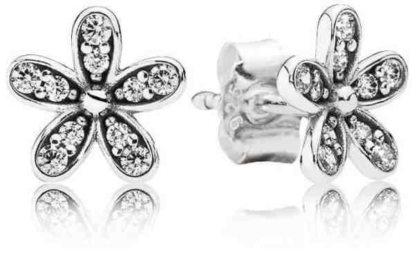 Pandora Náušnice Kytičky 290570CZ + 2 měsíce na vrácení zboží