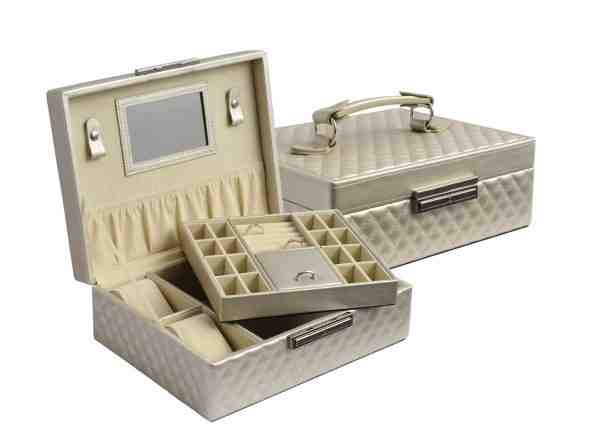 JK Box Stylová šperkovnice SP-570/A20 + 2 měsíce na vrácení zboží