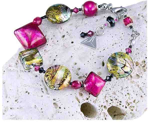 Lampglas Hravý náramek Sweet Candy s 24karátovým zlatem a ryzím stříbrem v perlách Lampglas BRO3 + 2 měsíce na vrácení zboží