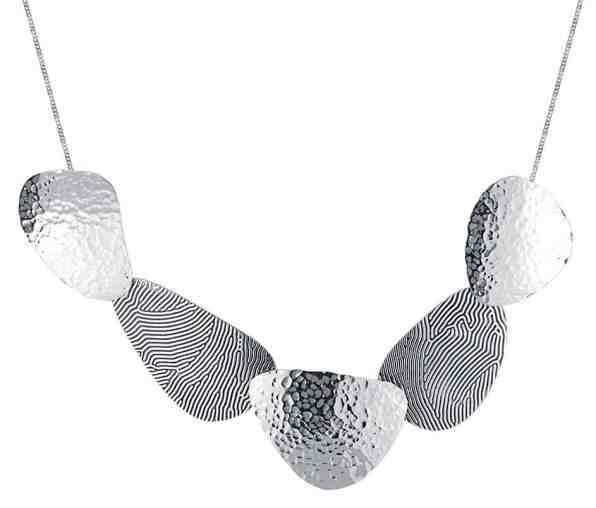 Praqia Elegantní stříbrný náhrdelník s modrými krystaly Saphire N6289 + 2 měsíce na vrácení zboží