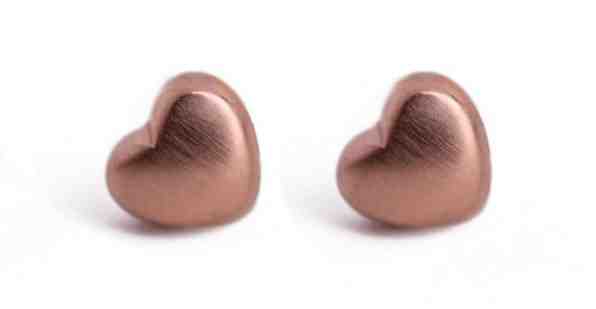 Vuch Jemné bronzové náušnice srdíčka Rose Gold Sparkle + 2 měsíce na vrácení zboží