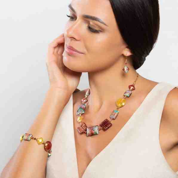 Lampglas Nádherný náhrdelník Hi Elegance s 24karátovým zlatem v perlách Lampglas NRO9 + 2 měsíce na vrácení zboží