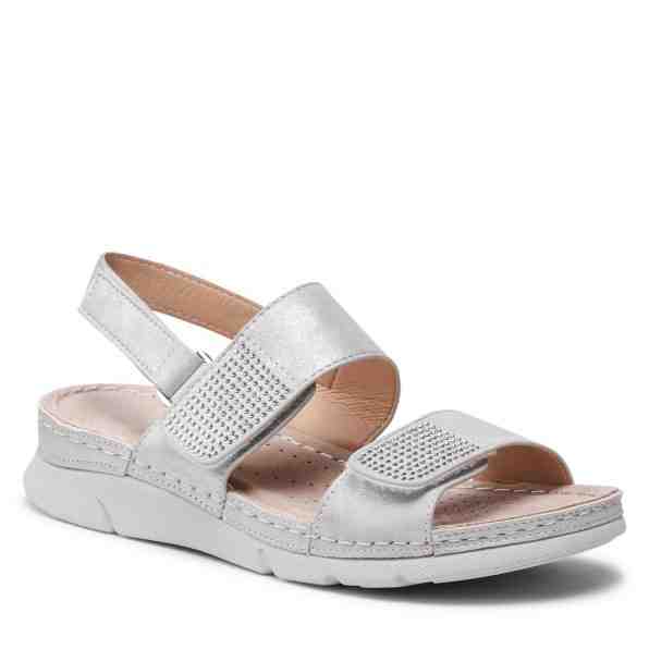 Clara Barson WS040801-01