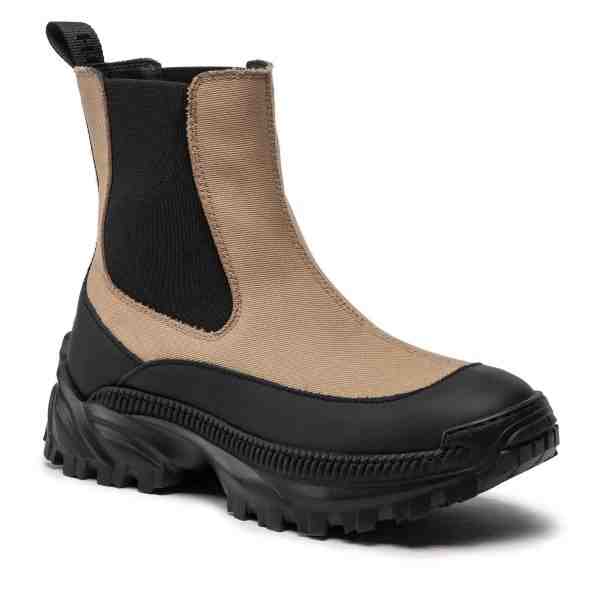 Hugo Jace Chelsea 50475471 10244058 01