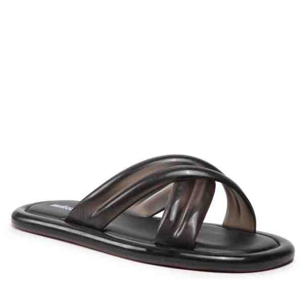 Melissa Cali + Larroude Ad 33605